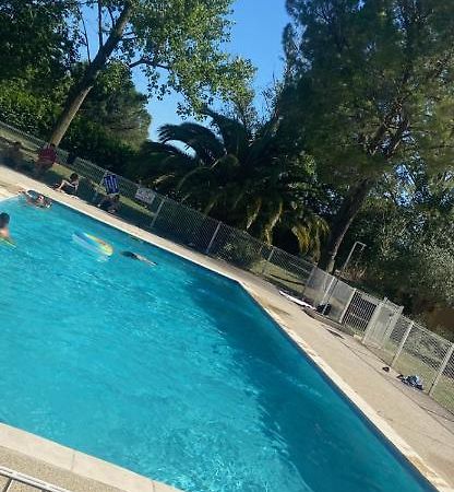 Appartement Village 7 En Residence De Vacances En Camargue アルル エクステリア 写真