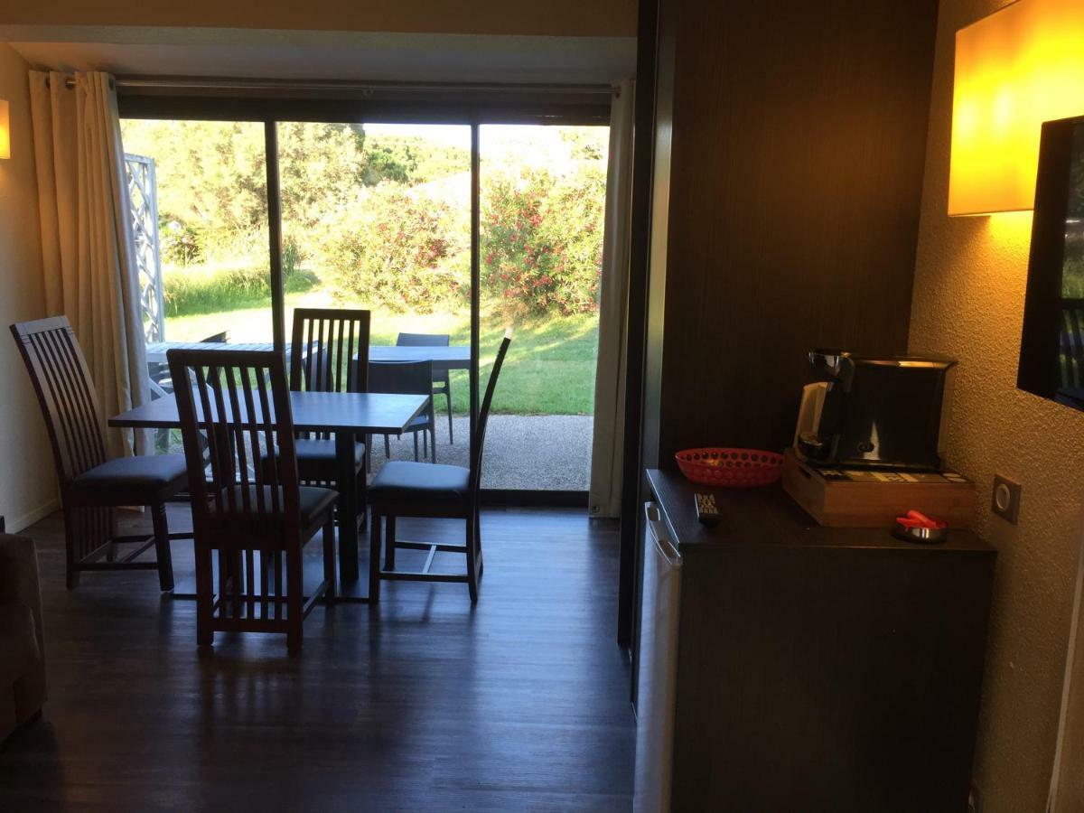 Appartement Village 7 En Residence De Vacances En Camargue アルル エクステリア 写真