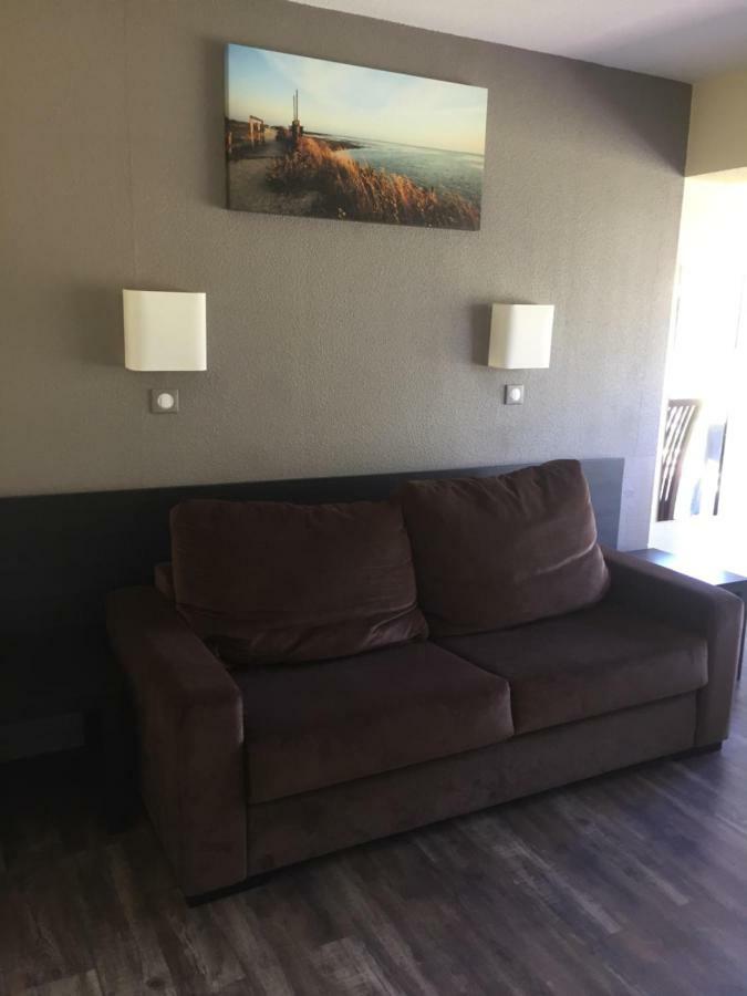 Appartement Village 7 En Residence De Vacances En Camargue アルル エクステリア 写真
