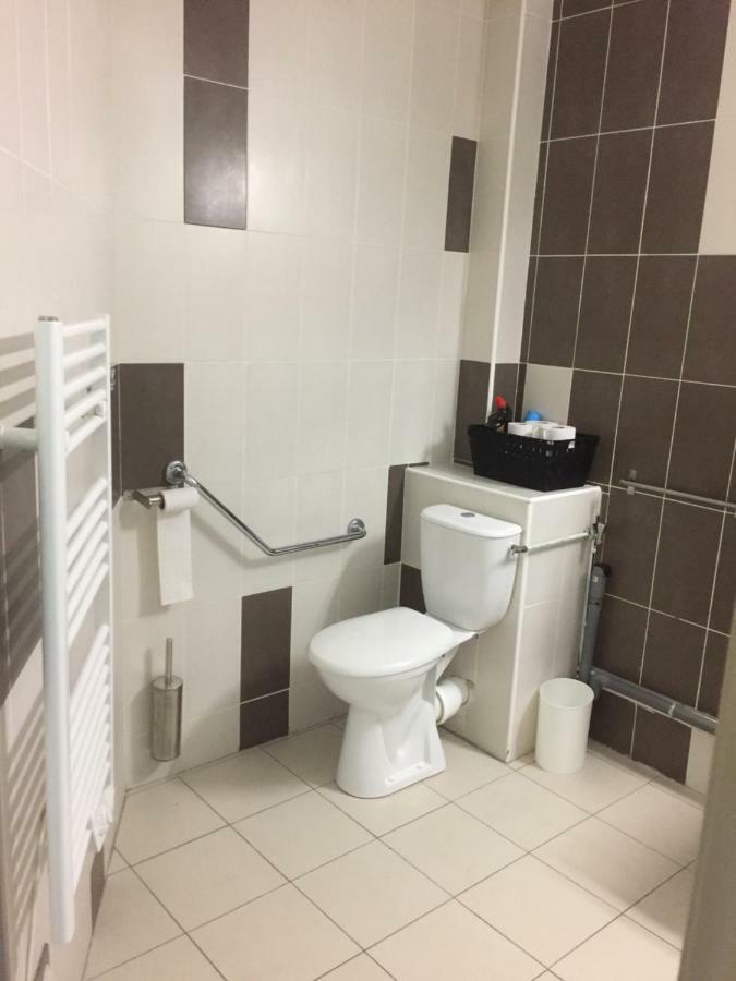Appartement Village 7 En Residence De Vacances En Camargue アルル エクステリア 写真